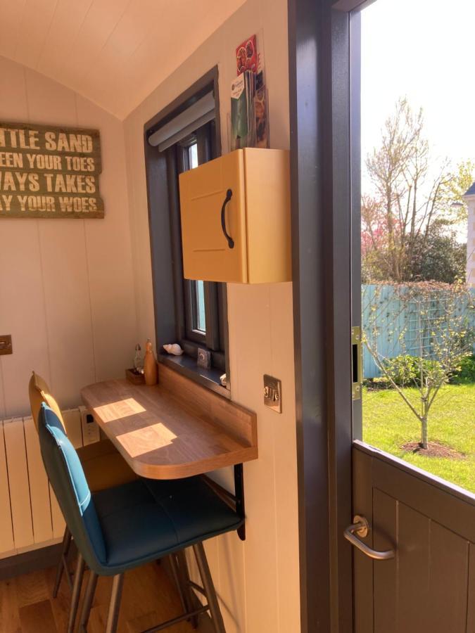 Atlantic Way Shepherd Hut Moville Exterior foto